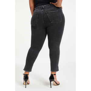 Good American Good Legs | Crop w/ Mini Slit BLACK261 Wash