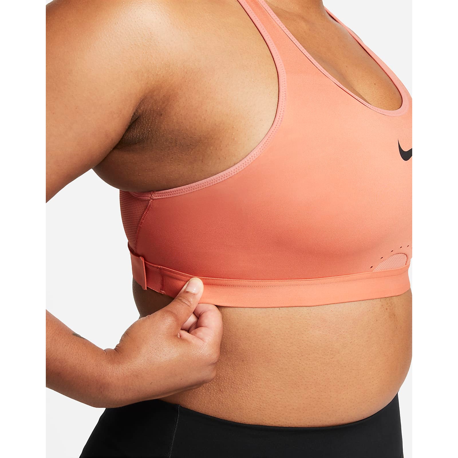 Nike Plus Size Dri-FIT Swoosh High-Support Non-Padded Sports Bra